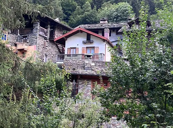 Hébergement de vacances Casa Nonna Rina Alagna Valsesia
